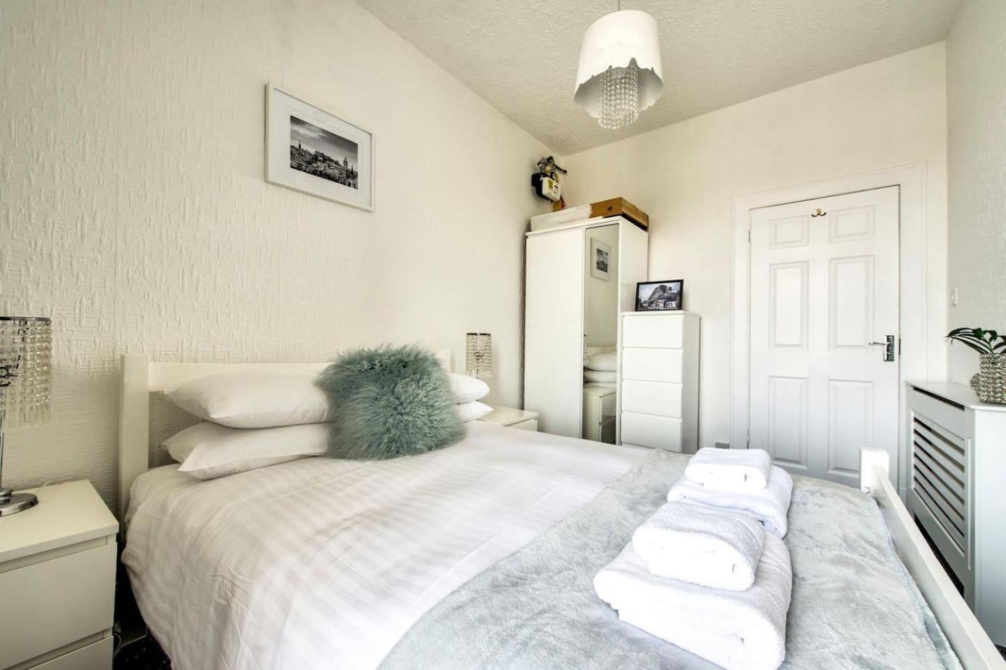 Guestready - Modern 2Br Home On The Royal Mile! Edinburgh Luaran gambar